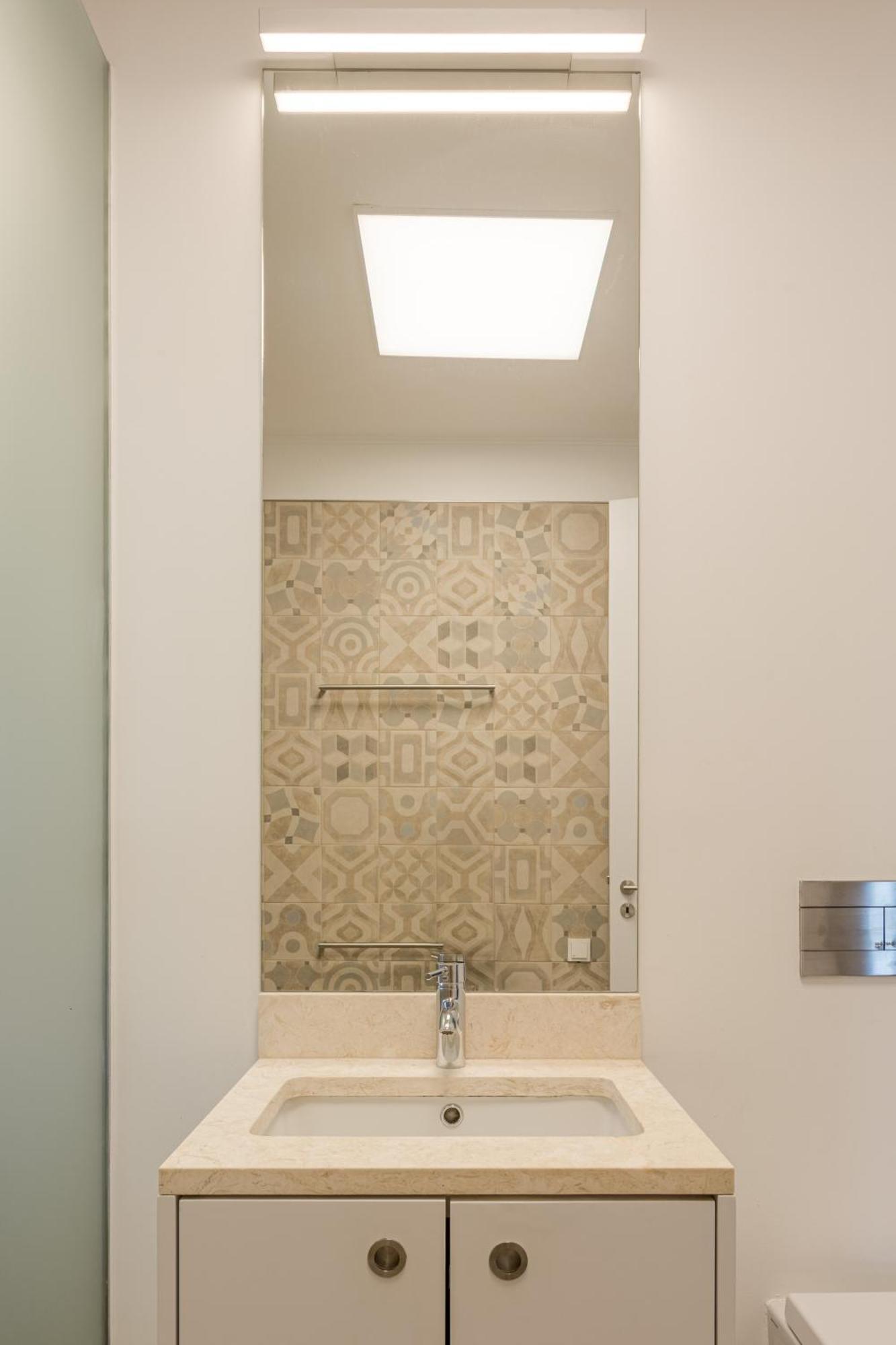 Apartment Joivy Modern Flat With River View Near Bica Elevator *